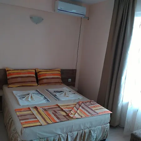 Fits Приморско