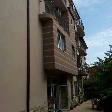 Fits 2*